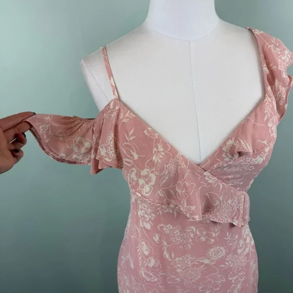 Reformation Asymmetrical Pink Floral Adora Dress size 4, Romantic - Picture 3 of 12